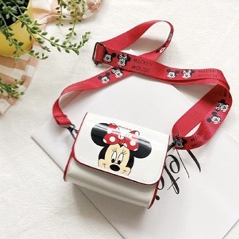 Bela torbica sa Mini likom